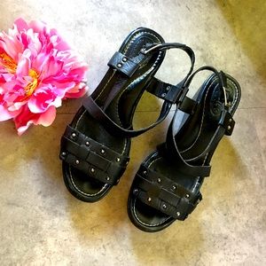 Fossil size 6 wedge sandals